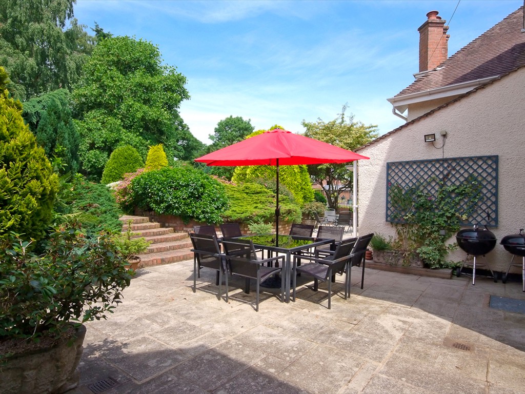 Patio with 2 charcoal barbecues