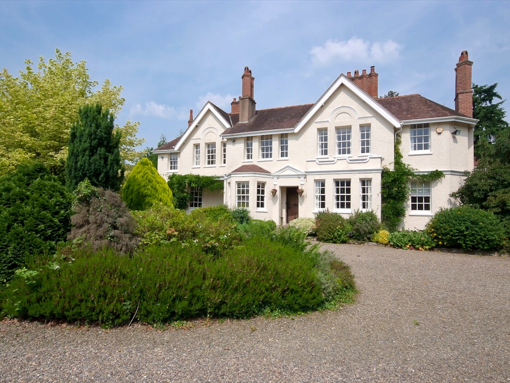 Ludlow Manor House